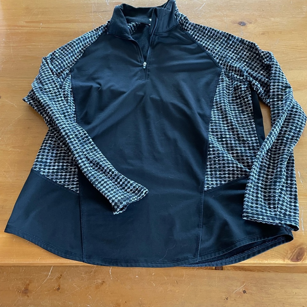 Women’s Size XL Athletic Works Black Pullover with Patterned Sleeves